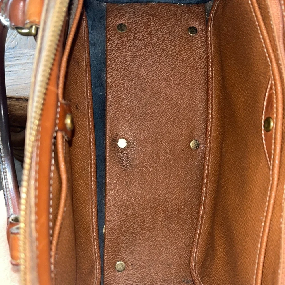 VINTAGE DOONEY & BOURKE SATCHEL R729 NAVY/BRITISH TAN TRIM - Picture 16 of 16